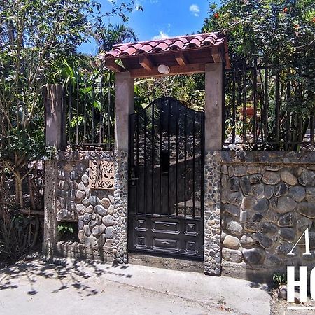 Alpha House Apartment Vilcabamba Exterior photo